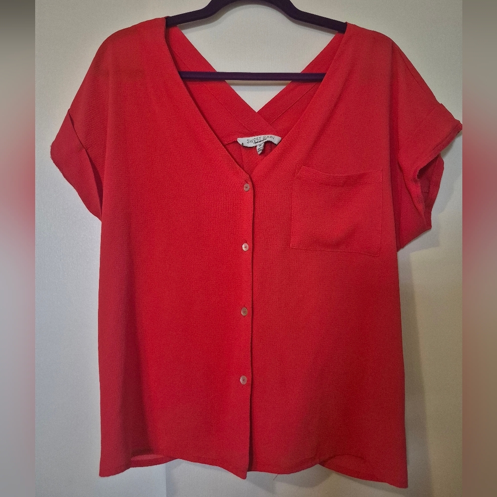 SWEET RAIN Medium Flame Red Orange Top Blouse Shirt with front Pocket Womens